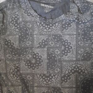 Bluenotes Charcoal Paisley Short Sleeve Tee
